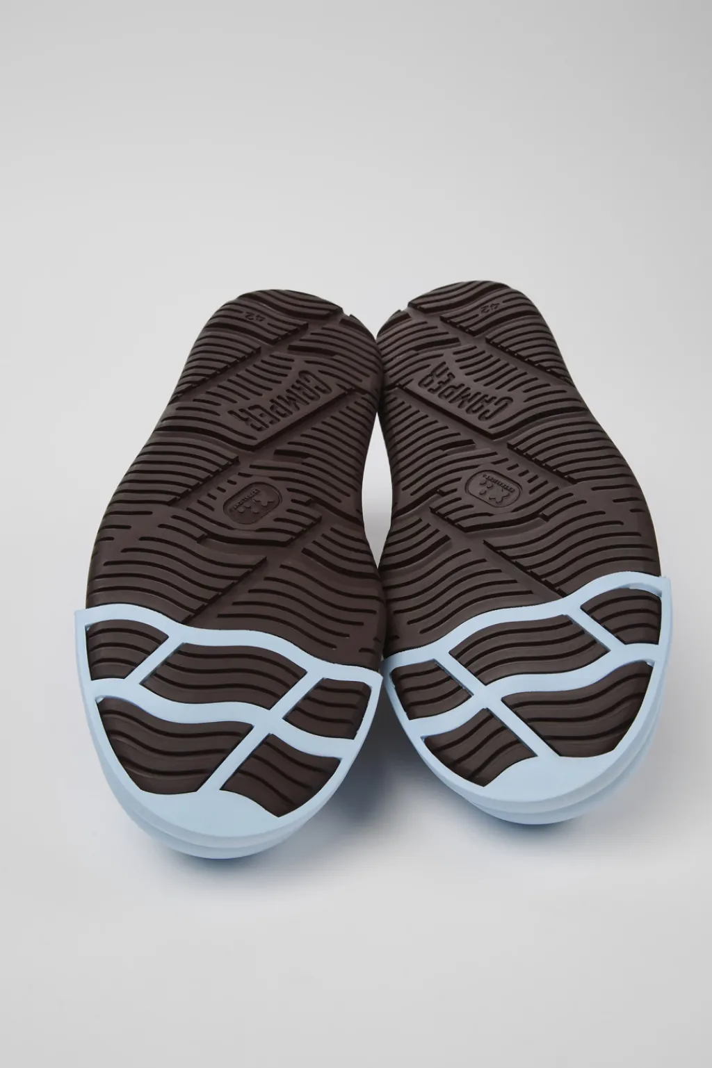 Camper Junction< Sneakers