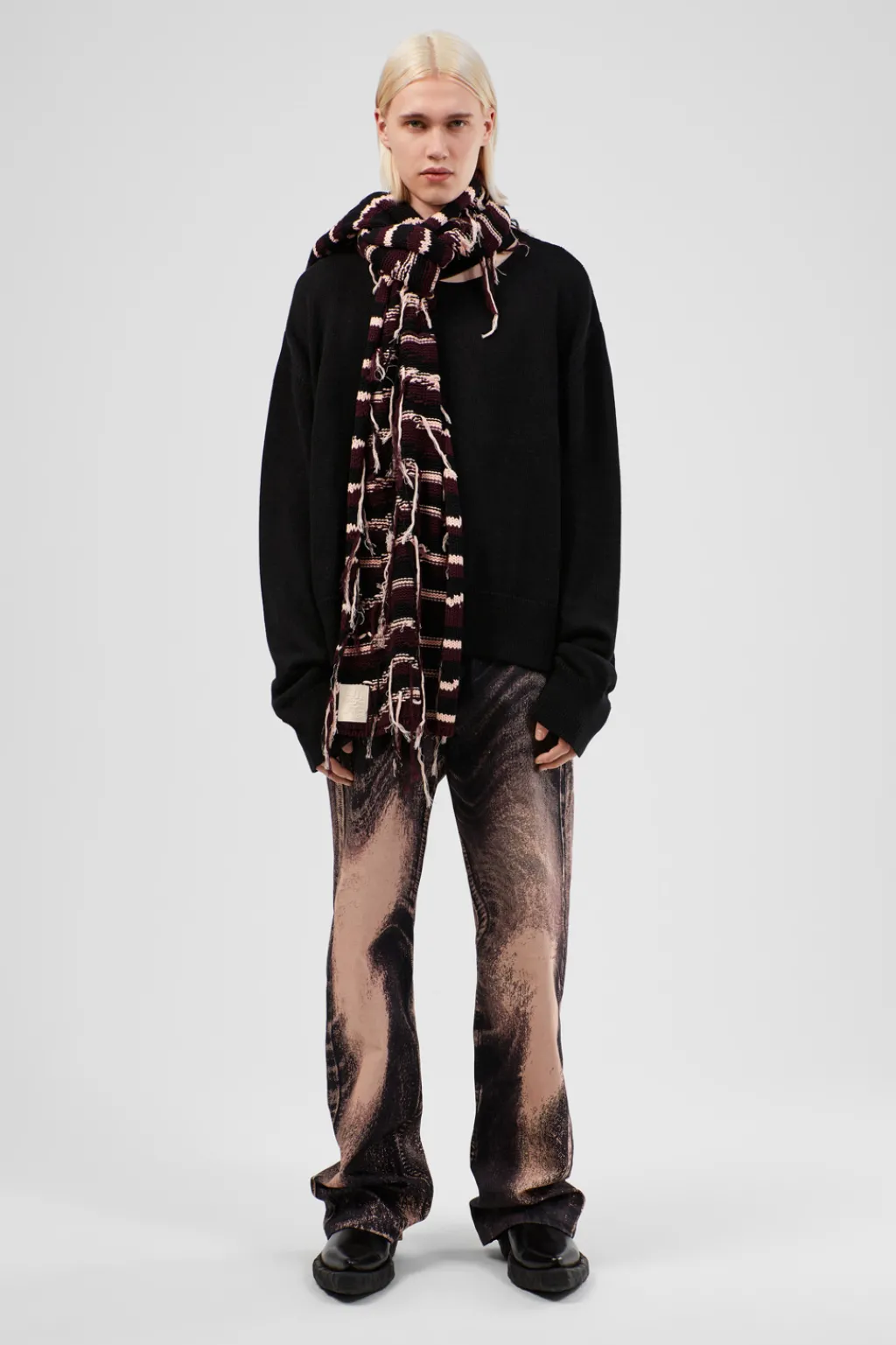 Camper Knit Scarf< Knit